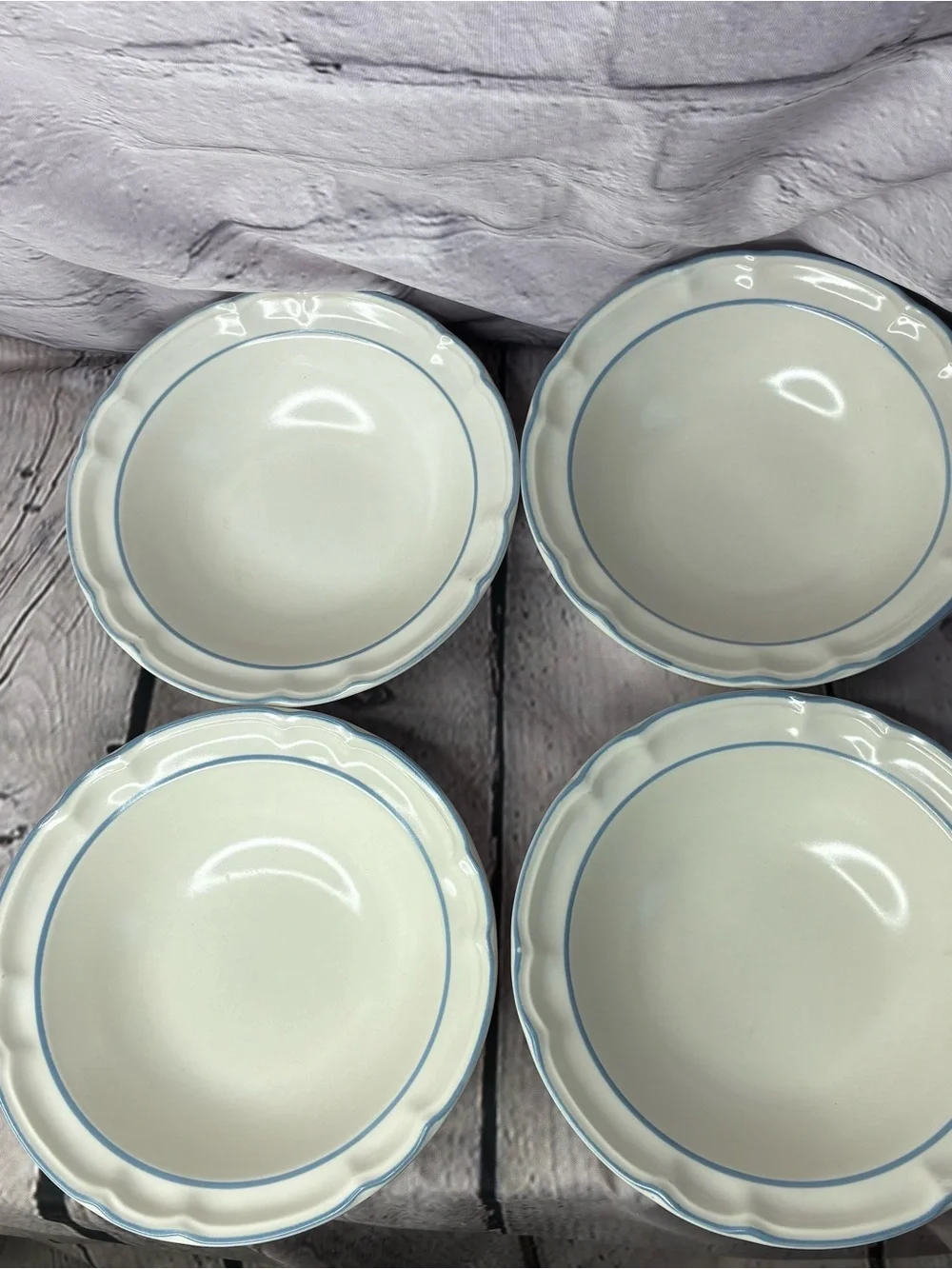 Lot of 4 VTG Cottagecore French Country Whimsy Scalloped‎ Cereal Soup Bowls GUC